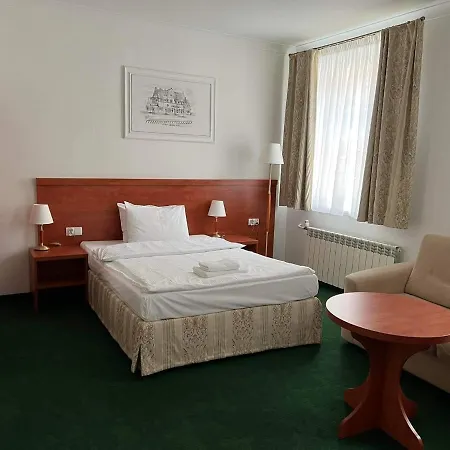 Wkra Hotel